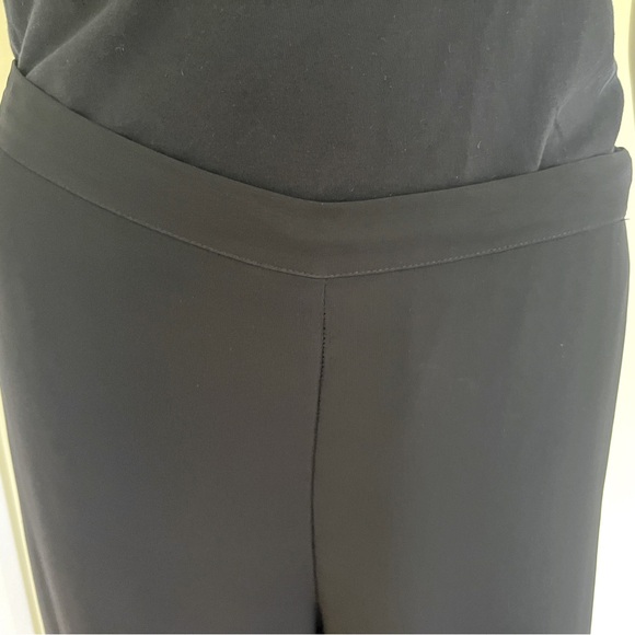 Black light and soft viscose blend pants loose summer coctail style loose pants - Picture 2 of 16